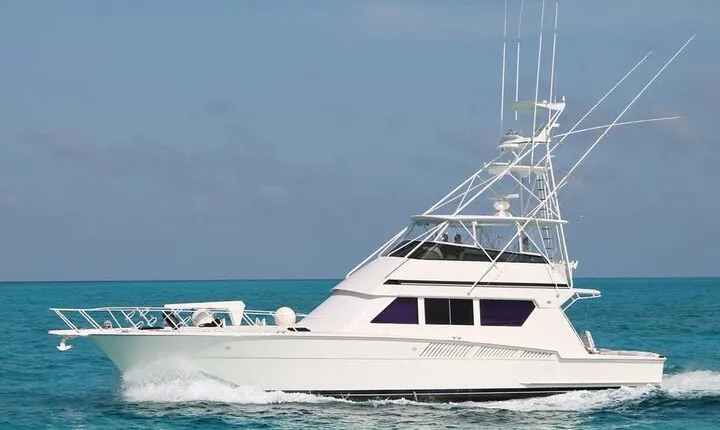 Largest party Yacht VIP in Cancun up to 25 persons / 25P2