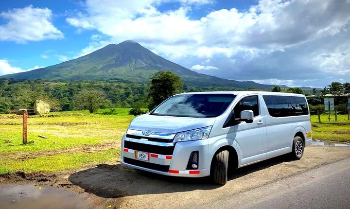 Private Transport Manuel Antonio to Arenal