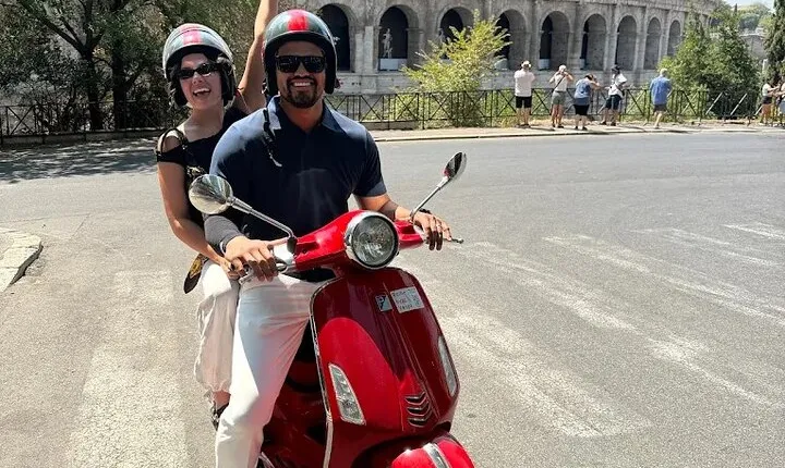 Rome by Vespa: Self-Drive Vespa City Tour (Guided)