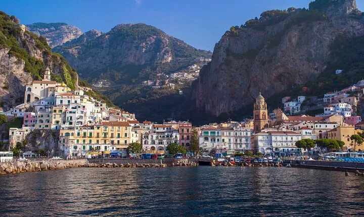 VIP-Rome to Pompeii & Amalfi – A Relaxing Day of History and Sea