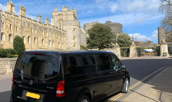 Post Cruise Tour Southampton to London via Windsor in a Private Vehicle