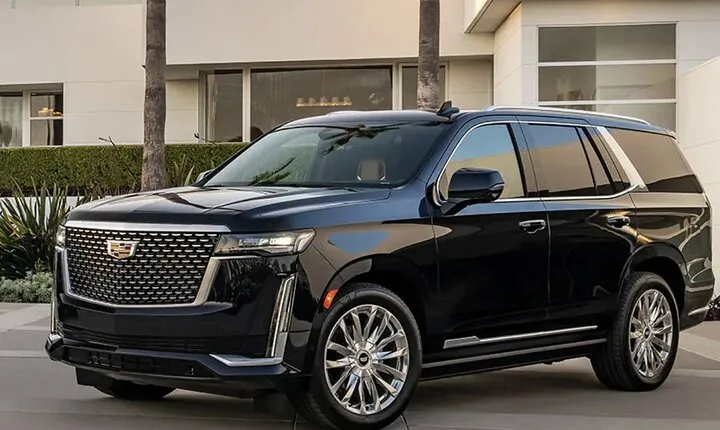 Airport private arrival ride by Limousine, SUV, Sedan or Minibus