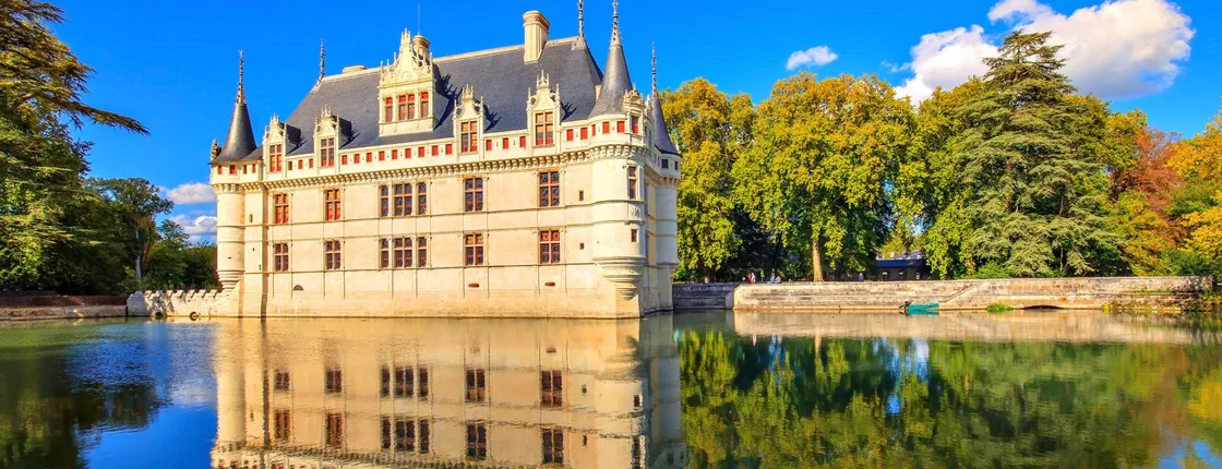 Loire Valley Day from Amboise with Tour of Azay le Rideau, Villandry