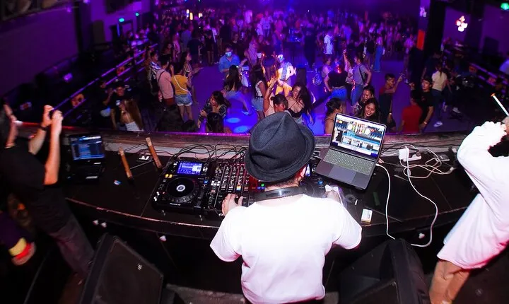 Cebu City Light's Pub Crawl