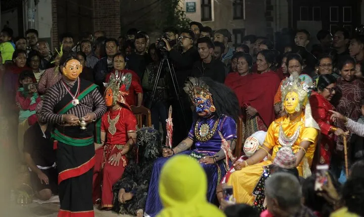 Kirtipur & Swayambhu Trip from Kathmandu: Local Eats and Drinks