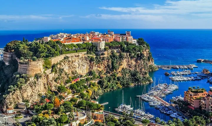 GUIDED TOUR: Cannes, Antibes, Saint Paul De Vence