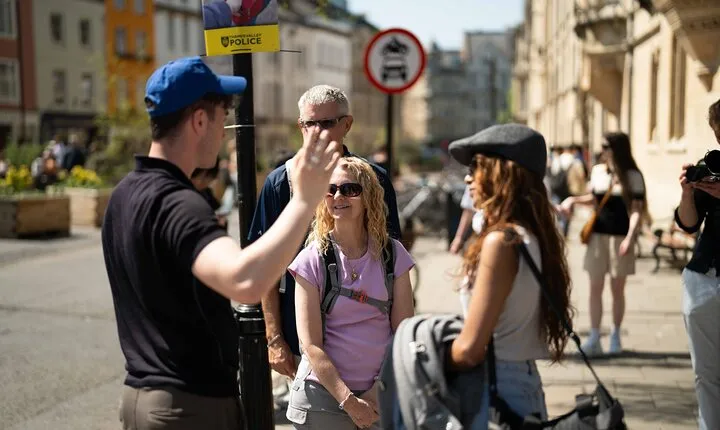Oxford University Walking Tour by Alumni™ & Optional New College