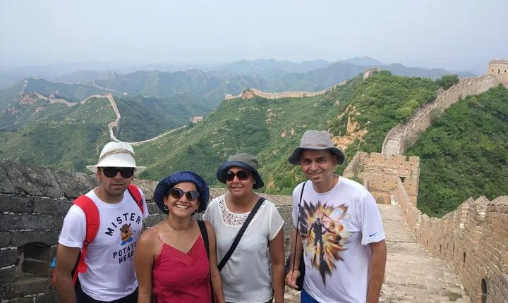 Private All-Inclusive Hiking Tour: Unrestored Great Wall Gubeikou to Jinshanling