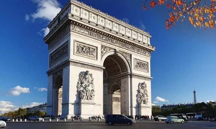 Private Half-Day Guided Tour of Paris 
