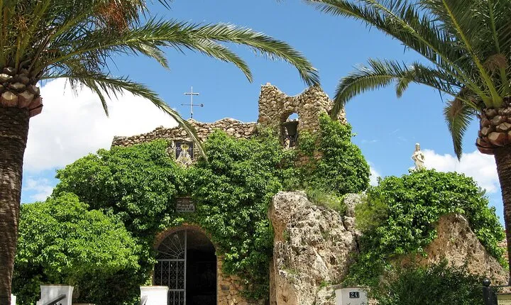 Private Day Trip to Las Mijas from Malaga