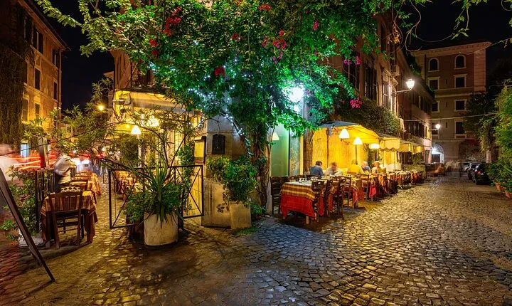 ROME: Lights of Rome: Walking Tour by Night