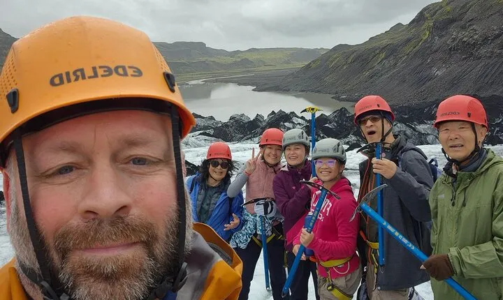 2 Days Iceland Aurora and Golden Circle South Coast Glacier Hike