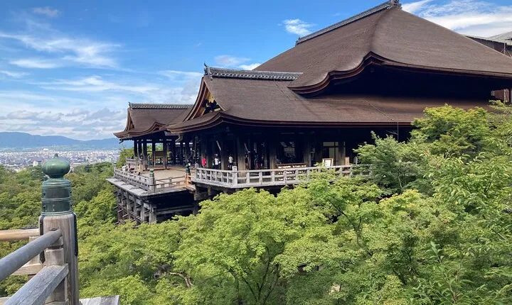 Kyoto Guided Walking Tour Highlight of Kiyomizu & Fushimi Inari