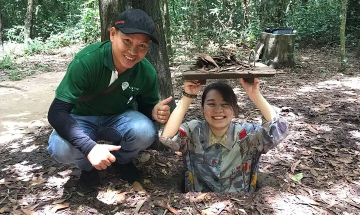 6 Hours Historical Tour in Cu Chi Tunnel with Free Snack 