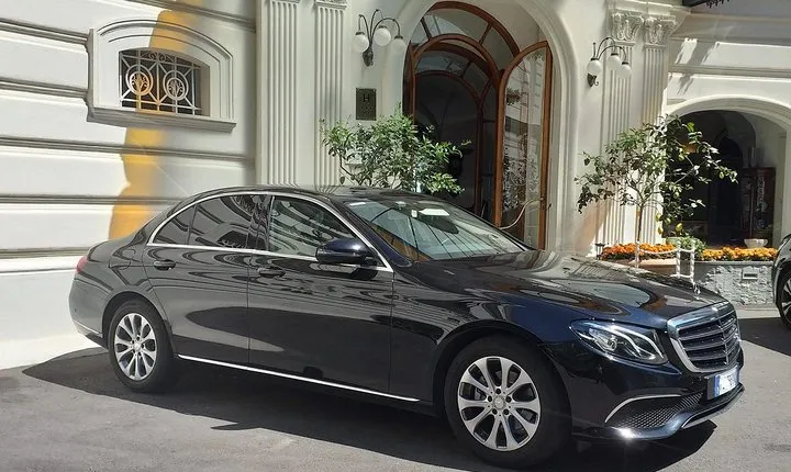 Private Transfer from ROME to PRAIANO or vv (with stop option in Pompeii)