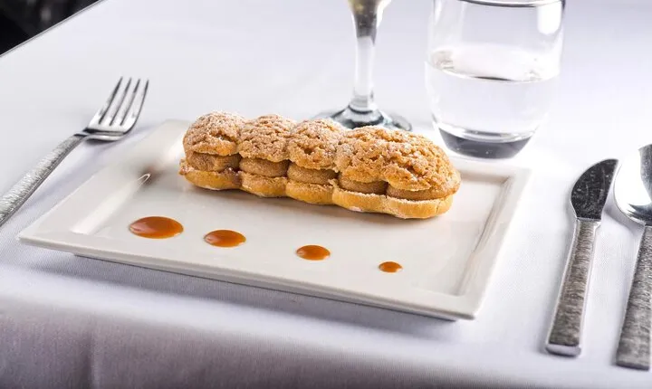 Paris River Seine Boat Cruise Tour with options Lunch and Dinner