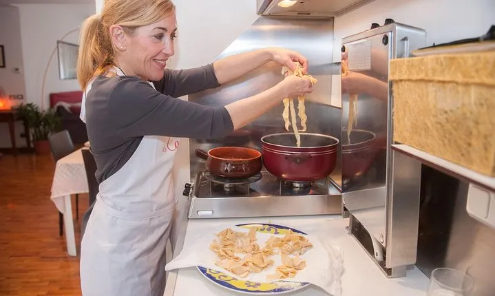 Cesarine: Dining & Cooking Demo at Local's Home in Verona