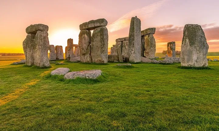 Windsor Castle, Stonehenge, Lacock Village Including Passes