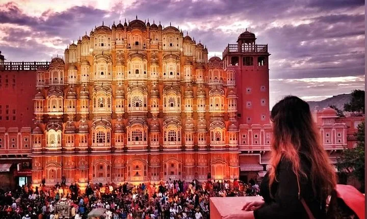 Private Guided Jaipur City Tour from Delhi by Car