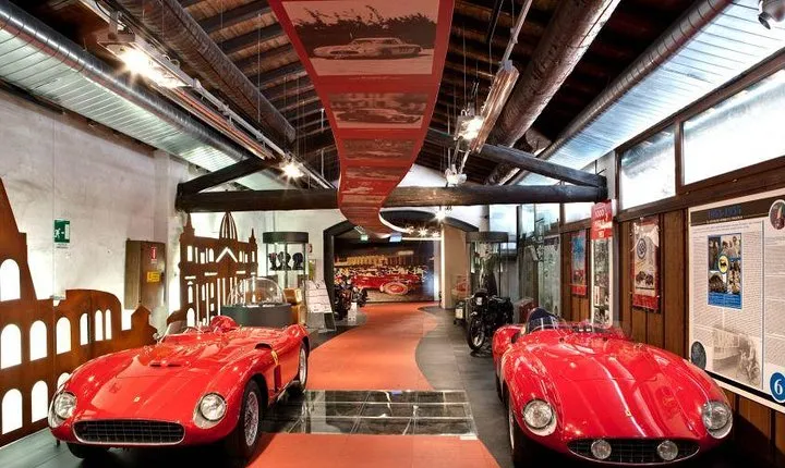 Brescia private guided tour + vintage car museum, from Milan