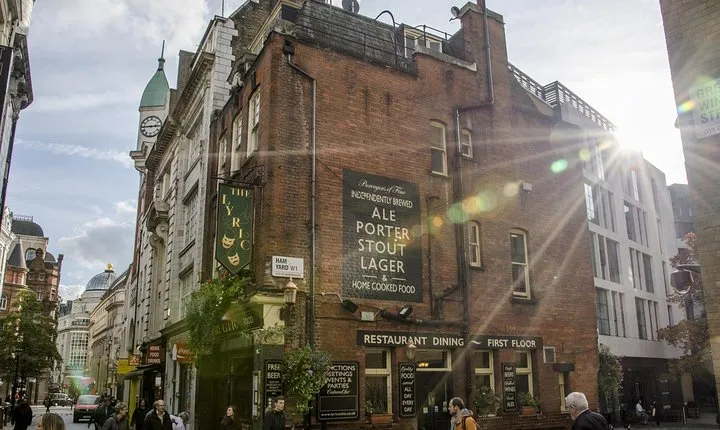 London Soho District Guided Walking Tour Semi-Private 12ppl Max