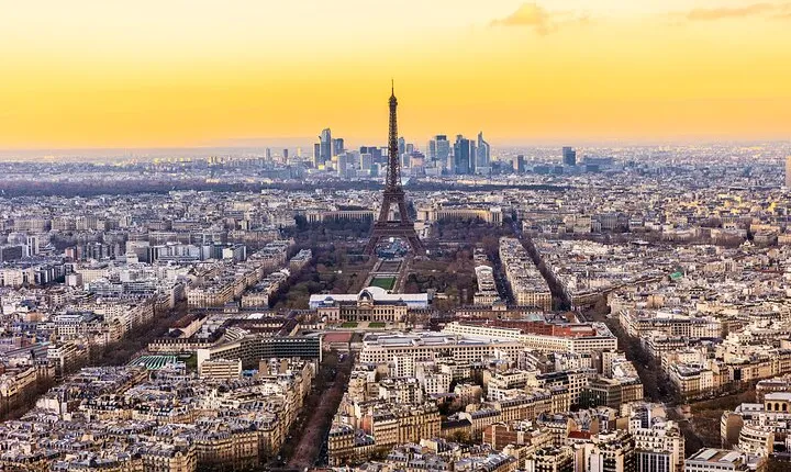 Paris: Essentials City Card-your Card for the top attractions