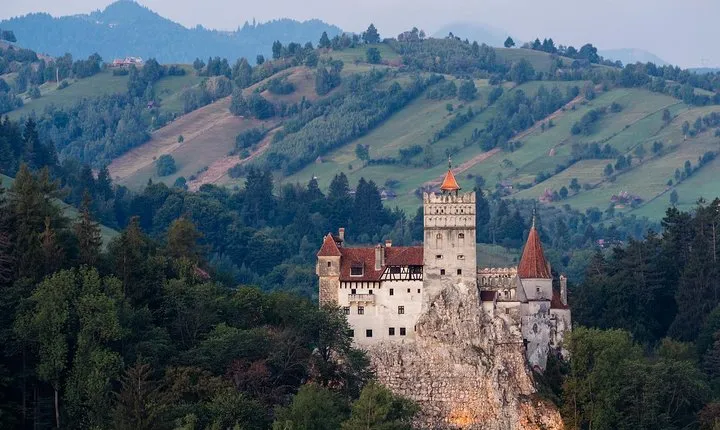 Private Trip to Dracula Castle and Brasov