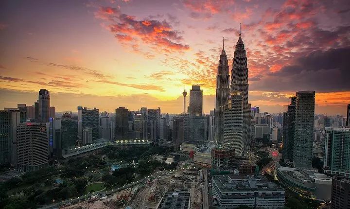 Kuala Lumpur City Tour with Batu Caves (Private)