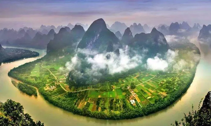 3-Day Private Tour from Xi'an by Air: Guilin, Longji Rice Terrace and Yangshuo