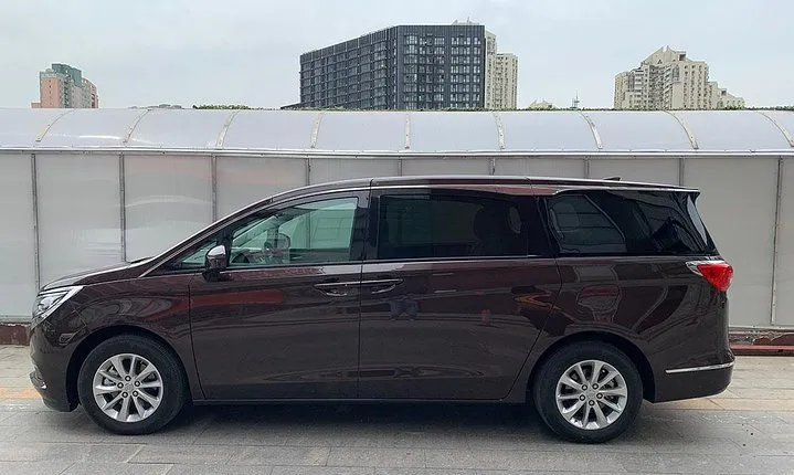 Guiyang airport private transfer