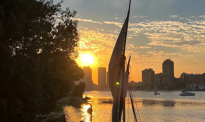 Flouka boat trip for 1 hour