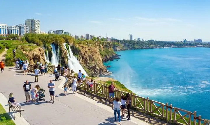 Antalya: Guided City Tour with Top 2 Waterfalls incl. Lunch