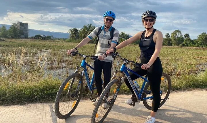 Bike to the backroads of Kampot