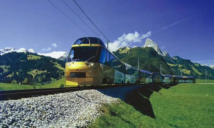 Gruyères Private Tour from Geneva with Panoramic Golden Train