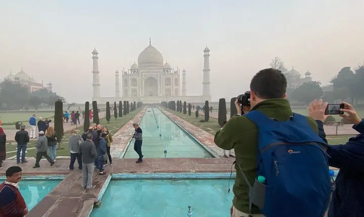 Tajmahal And Agra Fort Tour By Super Fast Train - All Inclusive