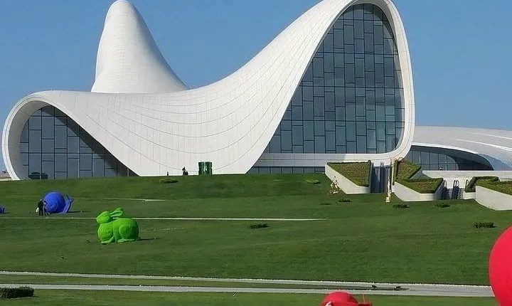 7 Day Baku, Gobustan, Ateshgah tour