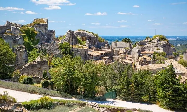 Villages of Saint-Rémy, Les Baux de Provence & the Pont du Gard