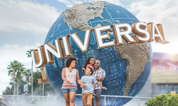 Aventura Day Trip to Universal Orlando Resort by Rail
