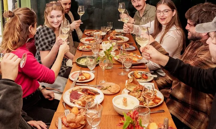 London Foodie Adventure:More than 10 dishes with Sherpa Food Tour