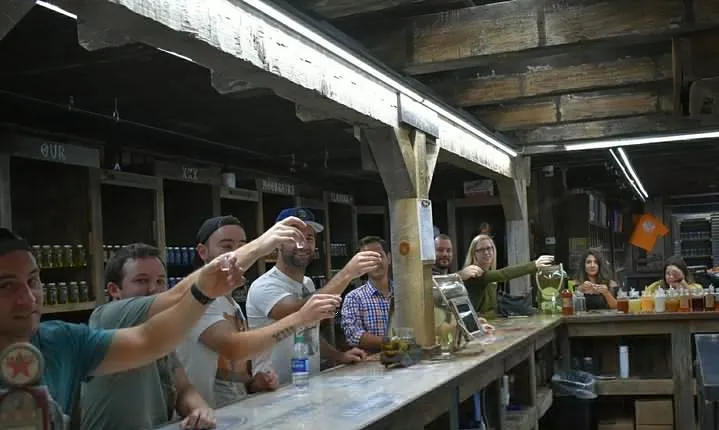 Famous Moonshine & Wine Tour From Pigeon Forge