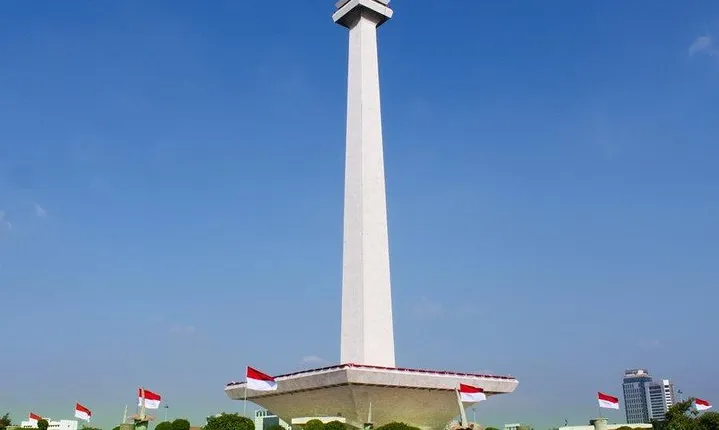 Jakarta Amazing Tour With Lunch Local Food