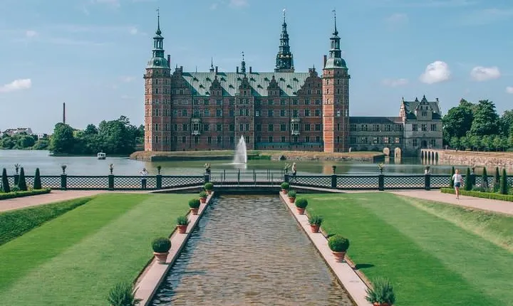4-Hour Private Half-Day Frederiksborg Castle Tour