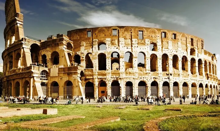 Colosseum Gladiator's Arena and Ancient Rome VIP Guided Tour