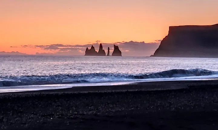 South Iceland Tour of Waterfalls, Black Sand Beaches & Dyrholaey