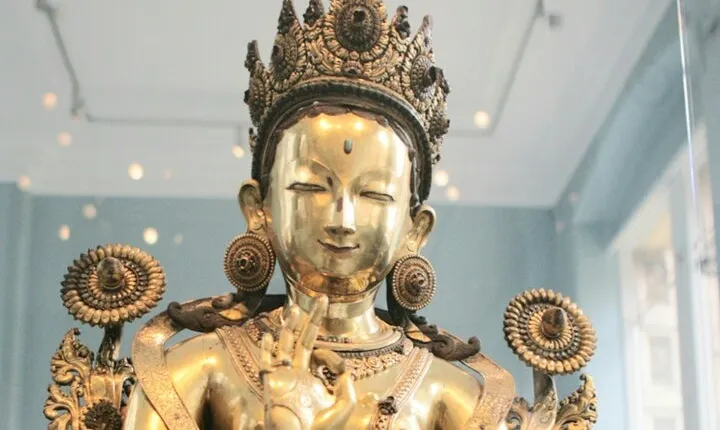 Victoria Albert Museum Tour in South Kensington