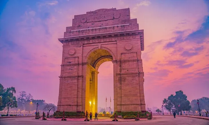 Delhi Old and New Delhi Private Full Day Tour by Car