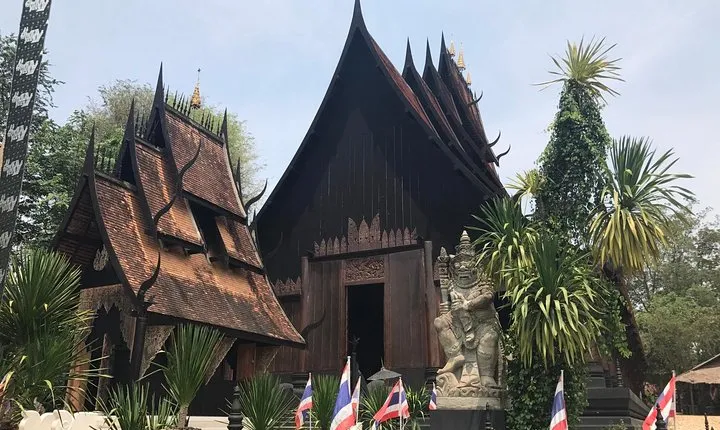 Chiang Mai-Chiang Rai:White+Black+Blue Temple+Golden Triangle+Boat Trip