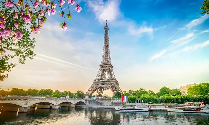 Paris France Audio Tour Adventure