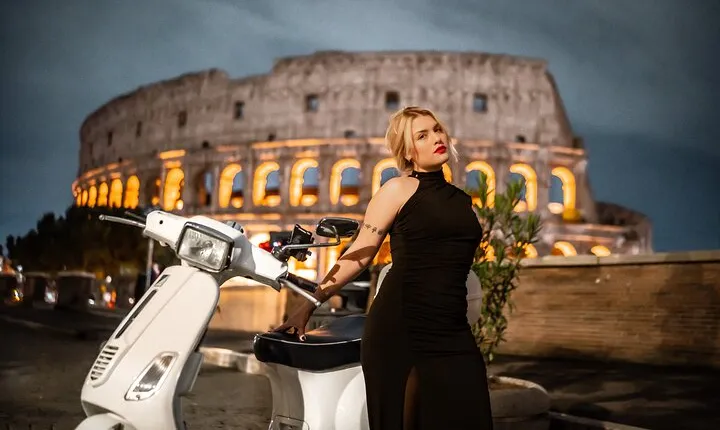Rome: Night & Day Photoshoot in Rome with Pro Photographer