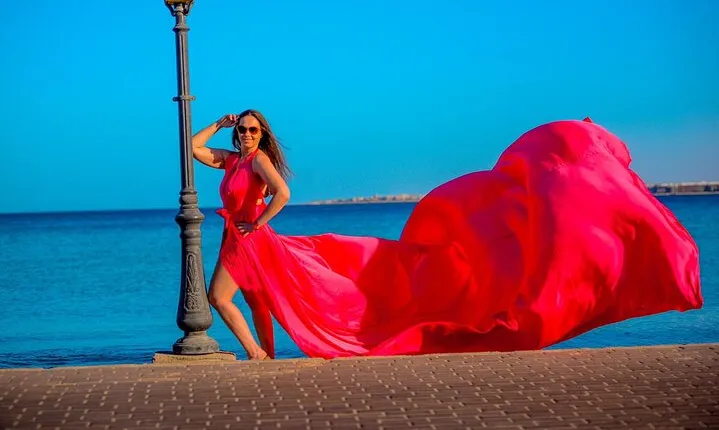 Private Flying Dress Photoshoot in Hurghada Egypt
